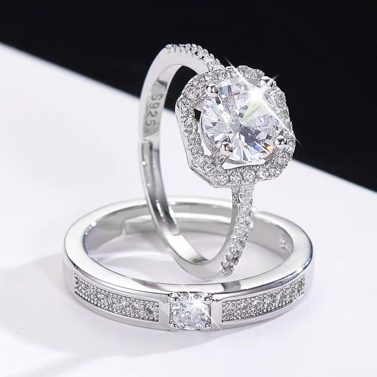 Silver-plated rings for both men and women