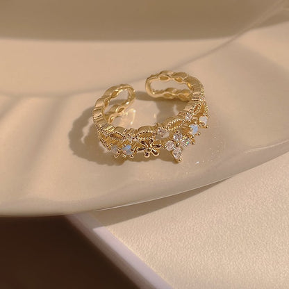 Zircon flower ring
