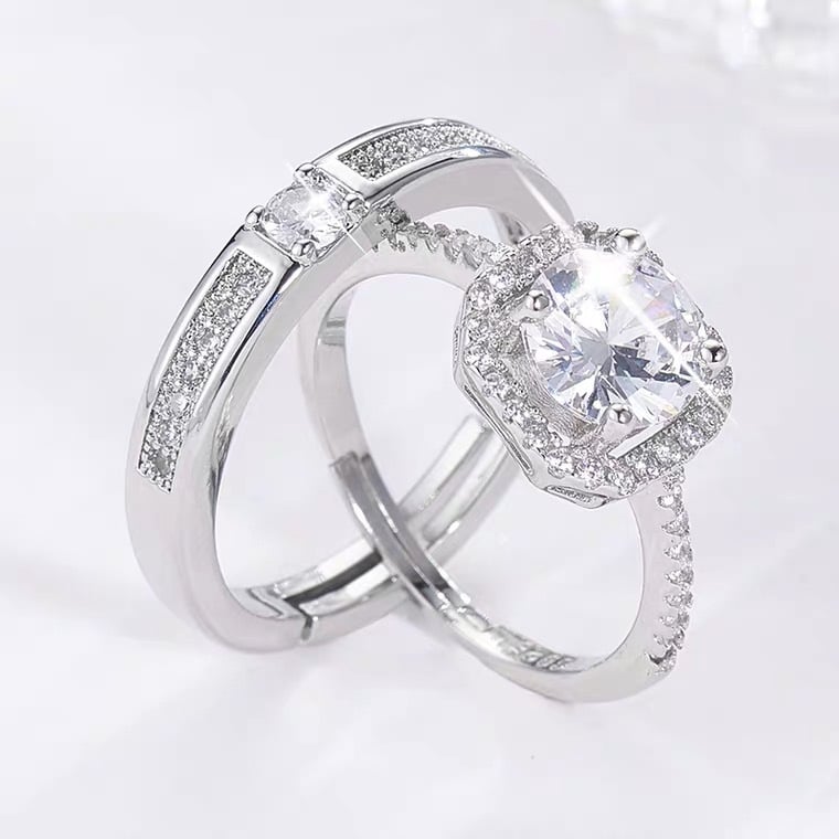 Silver-plated rings for both men and women